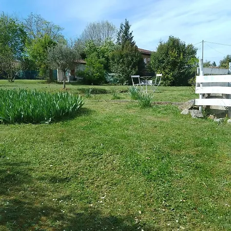 Maison Spacieuse A Avec Jardin Holiday home