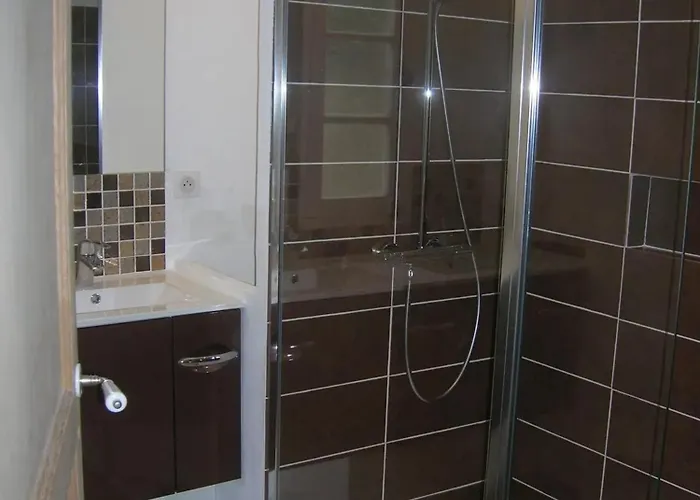 Maison Spacieuse A Avec Jardin